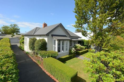 Photo of property in 14 Weston Road, St Albans, Christchurch, 8052