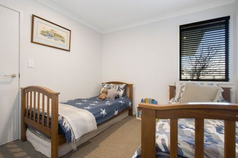 Photo of property in 6 Shoreview Close, Omokoroa, 3114