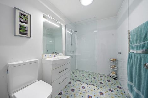 Photo of property in 12 Burgundy Drive, Martinborough, 5711