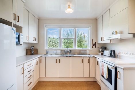 Photo of property in 49 Glencoe Road, Browns Bay, Auckland, 0630