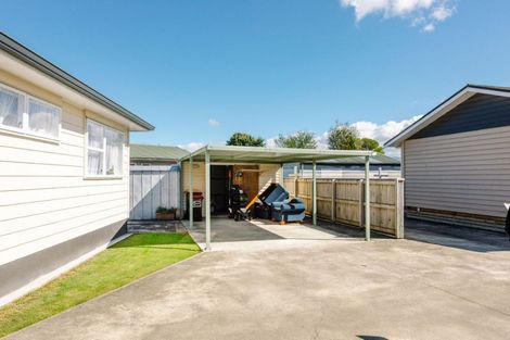 Photo of property in 17 Burns Street, Dannevirke, 4930