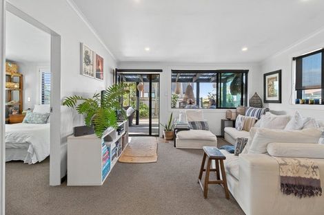 Photo of property in 780b Papamoa Beach Road, Papamoa Beach, Papamoa, 3118