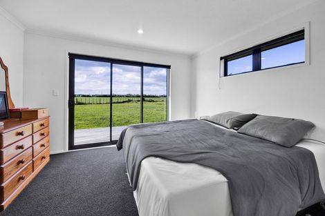 Photo of property in 261 Ohangai Road, Hawera, 4673
