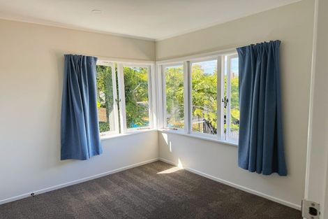 Photo of property in 3 Trinidad Road, Sunnynook, Auckland, 0620