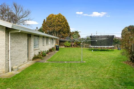 Photo of property in 3 Dickens Place, Leamington, Cambridge, 3432