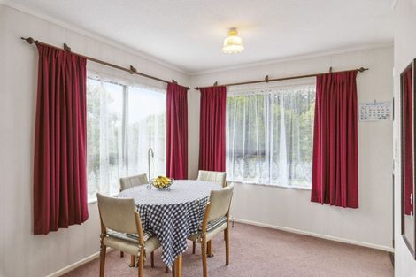 Photo of property in 66 Renown Road, Raumati South, Paraparaumu, 5032