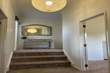 Photo of property in 8 Ballini Rise, West Harbour, Auckland, 0618