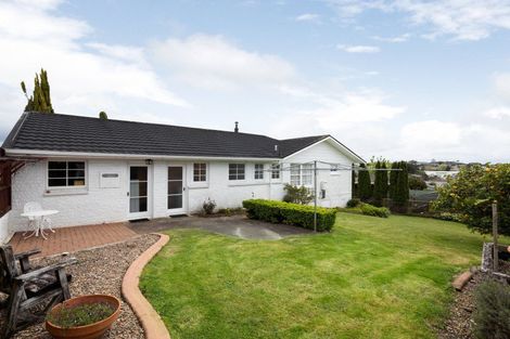 Photo of property in 65 Poaka Avenue, Dinsdale, Hamilton, 3204