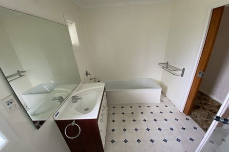 Photo of property in 15 Manse Road, Pahurehure, Papakura, 2113