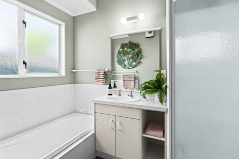 Photo of property in 9 Amner Place, Bluff Hill, Napier, 4110