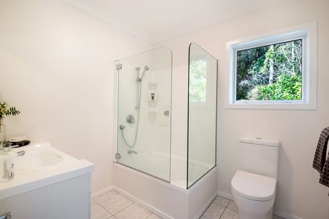 Photo of property in 11 The Close, Greenhithe, Auckland, 0632