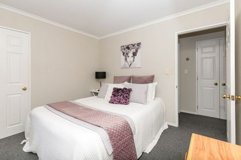 Photo of property in 15 Highbury Place, Nawton, Hamilton, 3200