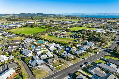 Photo of property in 81 One Tree Point Road, One Tree Point, 0118