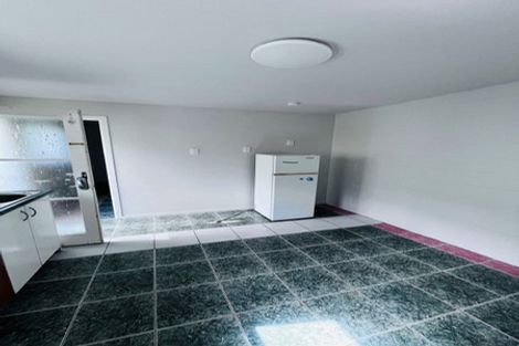 Photo of property in 58 Powrie Street, Glenfield, Auckland, 0629