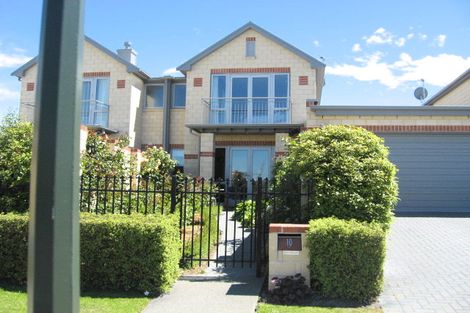 Photo of property in 10 Waterford Avenue, Northwood, Christchurch, 8051