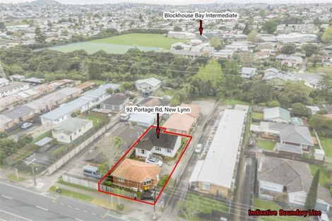 Photo of property in 92 Portage Road, New Lynn, Auckland, 0600