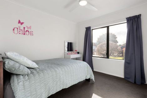 Photo of property in 10 Cairns Crescent, Rototuna, Hamilton, 3210