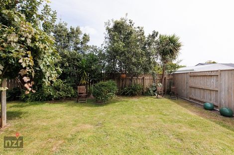 Photo of property in 23 Masefield Terrace, Kelvin Grove, Palmerston North, 4414