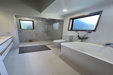 Photo of property in 23 Telephone Road, Birkenhead, Auckland, 0626