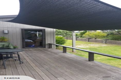 Photo of property in 1 Fishermans Cove, Army Bay, Whangaparaoa, 0930