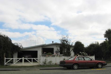 Photo of property in 17 John Street, Temuka, 7920