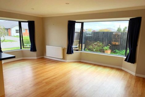 Photo of property in 73 Heathridge Place, Lincoln, 7608