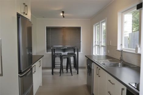 Photo of property in 28 Memorial Drive, Parahaki, Whangarei, 0112