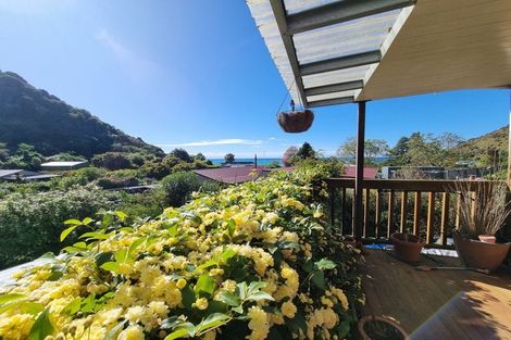 Photo of property in 17 Makura Road, Goose Bay, Kaikoura, 7374
