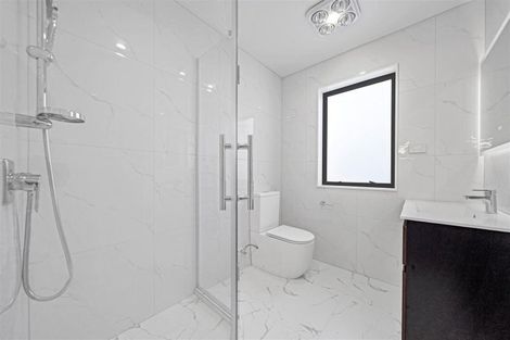 Photo of property in 45c Portadown Avenue, Pakuranga Heights, Auckland, 2010