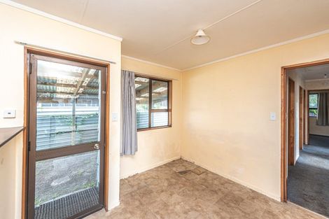 Photo of property in 35 Carson Street, Castlecliff, Whanganui, 4501