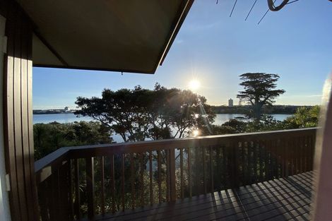 Photo of property in 278 Hurstmere Road, Takapuna, Auckland, 0622