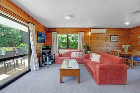 Photo of property in 1/57 Seaview Road, Glenfield, Auckland, 0629