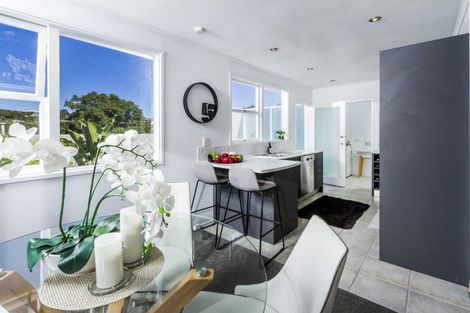 Photo of property in 1/5 Jutland Street, Mairangi Bay, Auckland, 0630