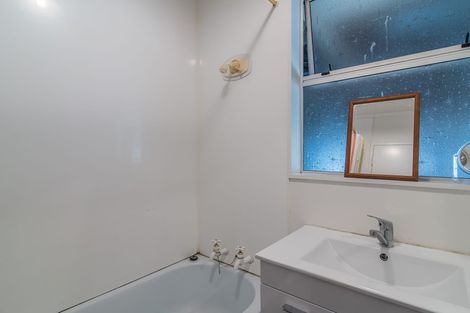 Photo of property in 84 Aorangi Road, Paraparaumu, 5032