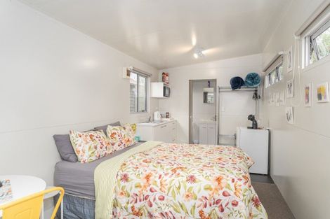 Photo of property in 8 Simpson Place, Whitianga, 3510