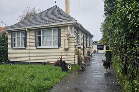 Photo of property in 185 Egmont Street, Patea, 4520