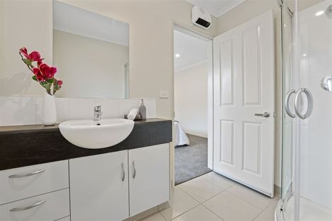 Photo of property in 1 James Hight Drive, Halswell, Christchurch, 8025