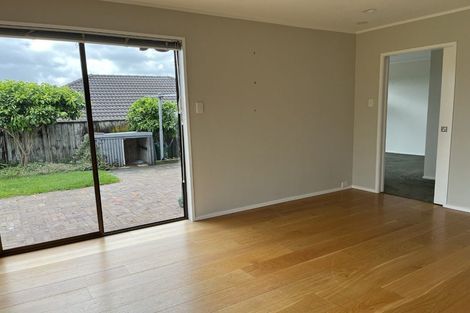 Photo of property in 12 O'connor Drive, Pukekohe, 2120