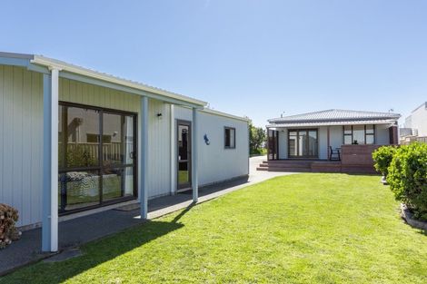 Photo of property in 71 The Esplanade, Westshore, Napier, 4110