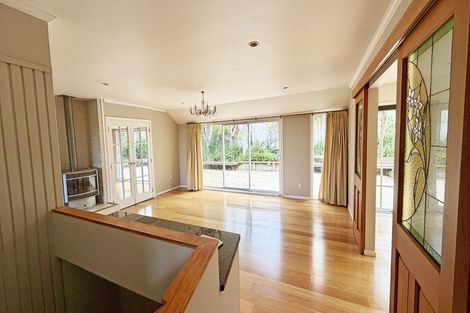 Photo of property in 50 Balmain Road, Chatswood, Auckland, 0626