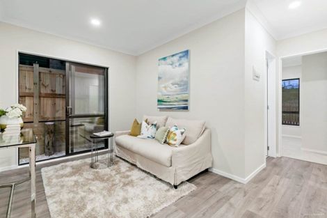 Photo of property in 60 Lime Hill Rise, Flat Bush, Auckland, 2019