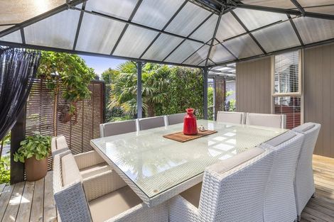 Photo of property in 5a Elizabeth Street, Orewa, 0931