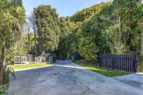 Photo of property in 3 Achilles Close, Tawa, Wellington, 5028