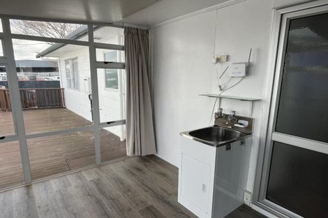 Photo of property in 44 Kaimanawa Street, Kelvin Grove, Palmerston North, 4414