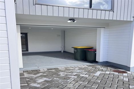 Photo of property in 8a Neptune Avenue, Beach Haven, Auckland, 0626