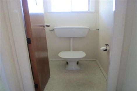 Photo of property in 30 Chilton Grove, Hokowhitu, Palmerston North, 4410