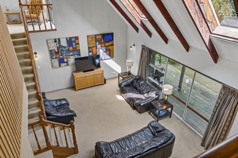 Photo of property in 335 Te Moana Road, Waikanae, 5036