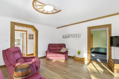 Photo of property in 26 Porterfield Street, Macandrew Bay, Dunedin, 9014