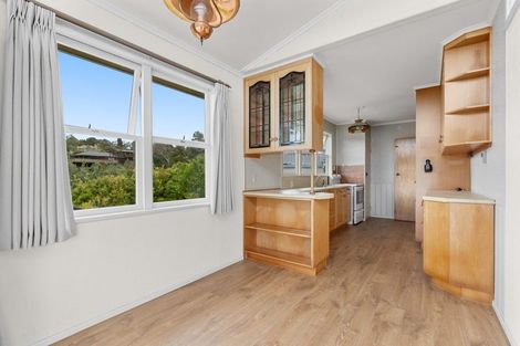 Photo of property in 204 Old Titirangi Road, Titirangi, Auckland, 0604