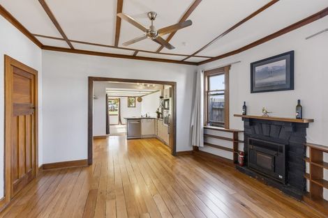 Photo of property in 42 Hinemoa Street, Paraparaumu, 5032